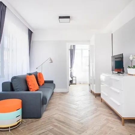 Victoria - Jacuzzi & Terrace By Oneapartments *